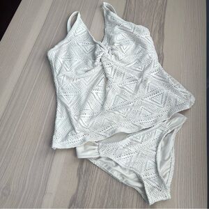 SUNSETS TANKINI Size L Cream CROCHET LACE Sunsets Swimsuit Set 38D cup BIKINIS